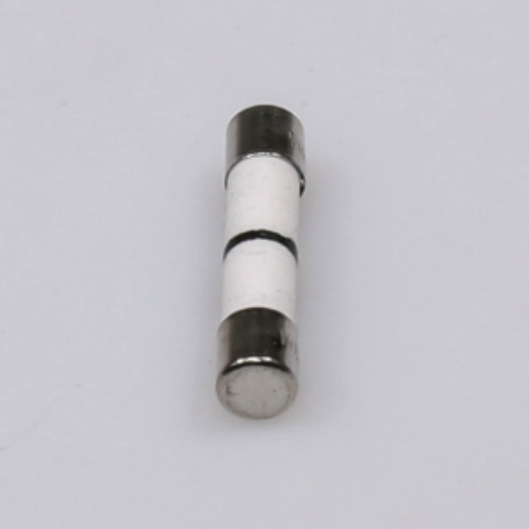 LG 3B74133Q Microwave Fuse - Image 2